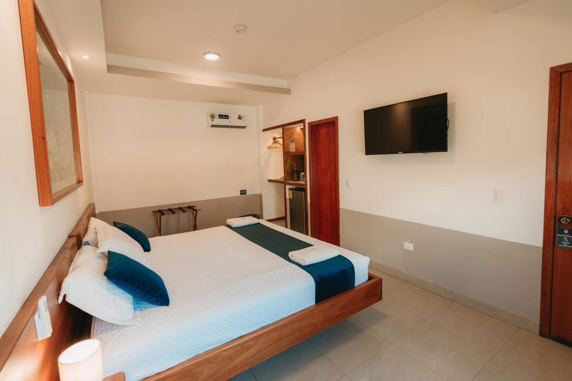 Hotel Ninfa 4*