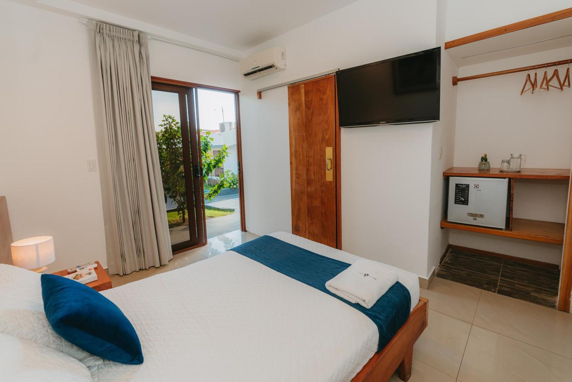 Hotel Ninfa Puerto Ayora (Galapagos Islands)
