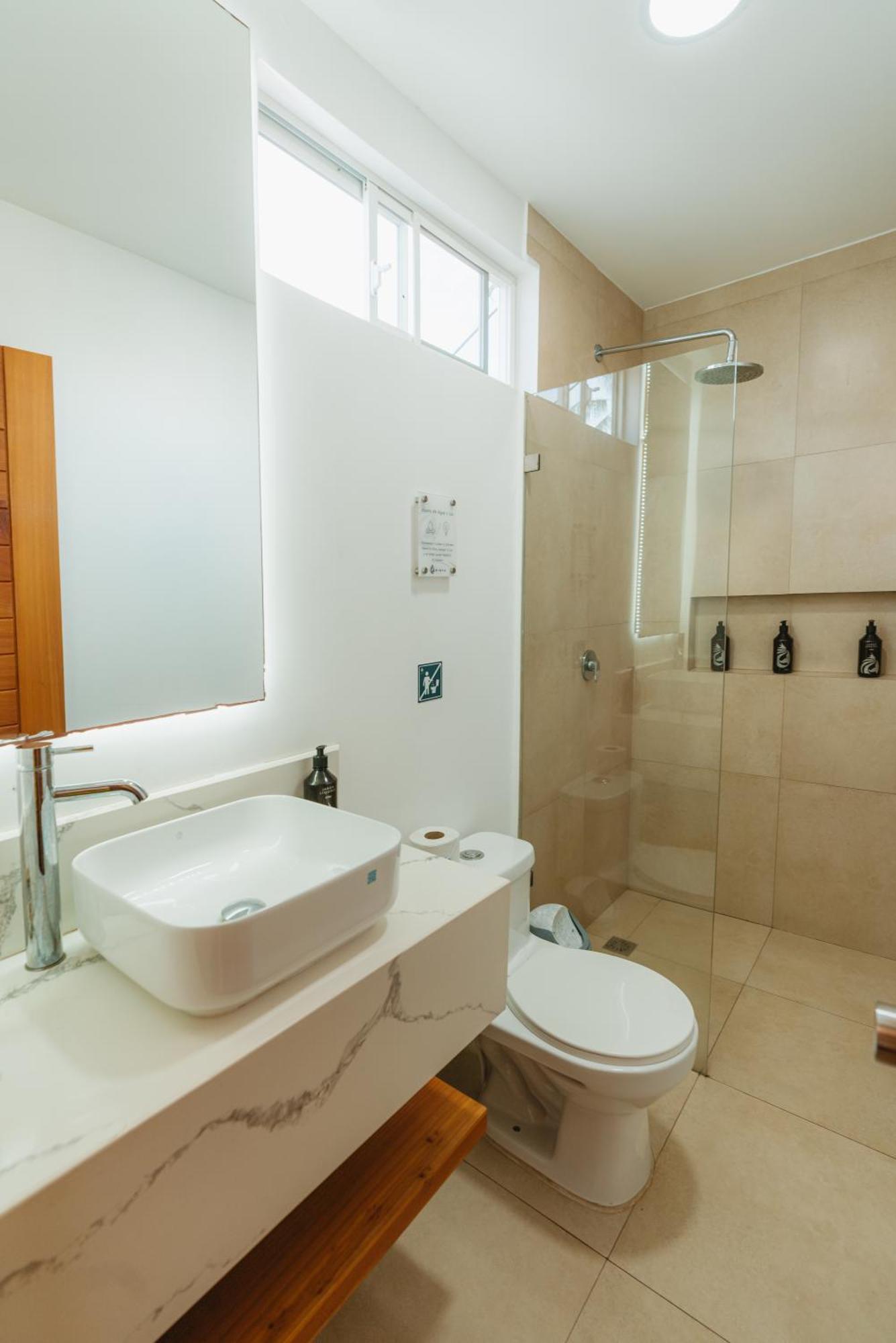 Ninfa 4* Puerto Ayora (Galapagos Islands)