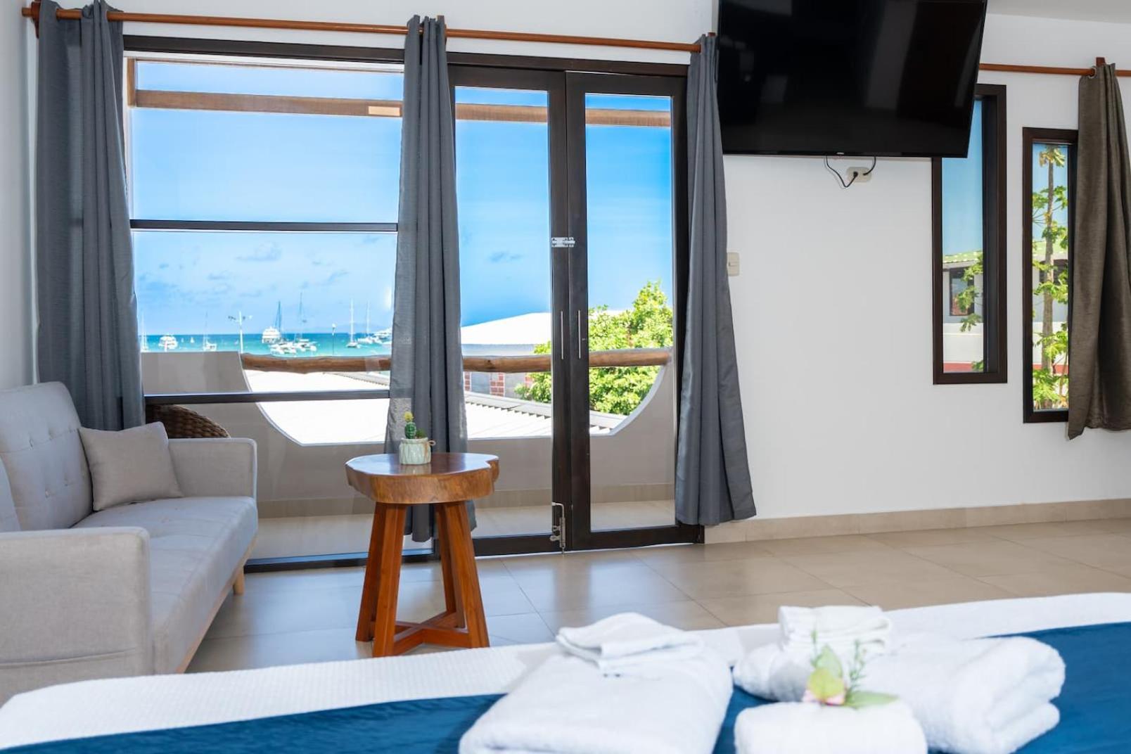 Ninfa Hotel Puerto Ayora (Galapagos Islands)